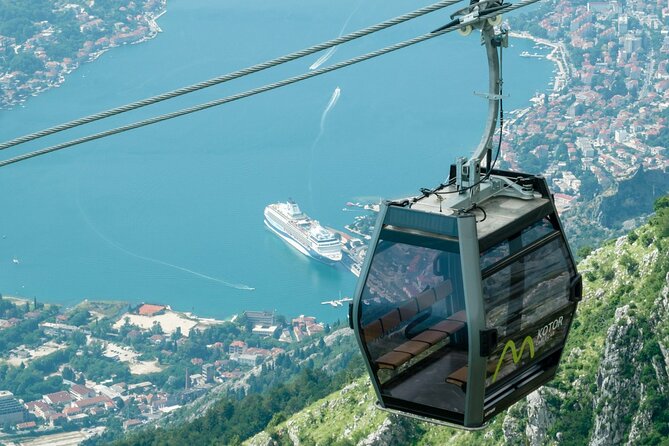 3H Guided Kotor & Cable Car Tour - One hour through Kotor Old Town