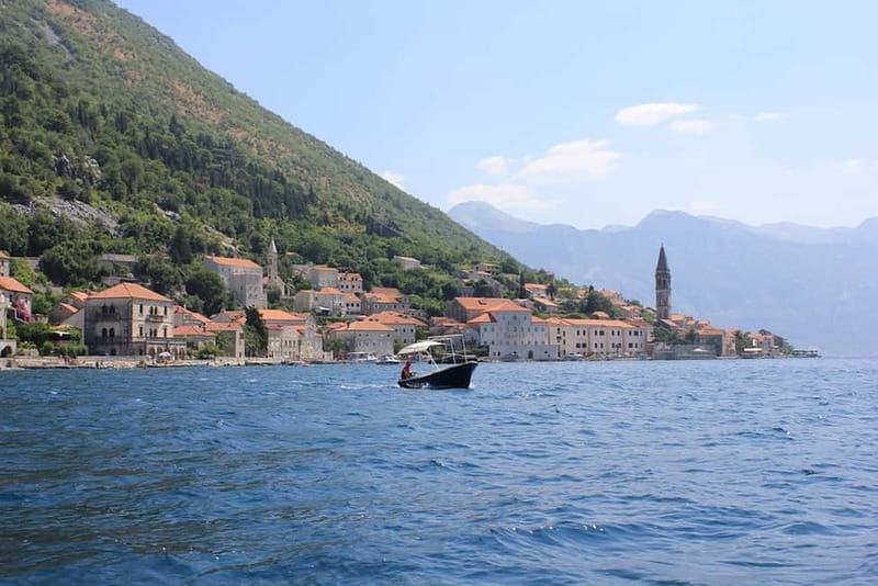 Bay of Kotor: 2-Hour Stand Up Paddle Board Tour - Key points to know before you book