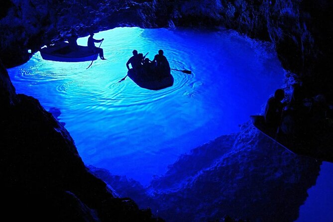 Blue Cave, Lady of the Rocks, Mamula, Submarine Tunnel+ (3h) - Weather, clothing, and what to bring