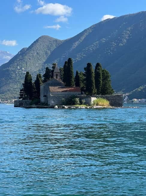 Boka Bay: Lady of The Rocks & Old Town Perast Tour - Key points at a glance
