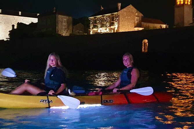 Budva: 2-Hour «Night Lights» Kayak Tour - A quiet floating pause in the dark