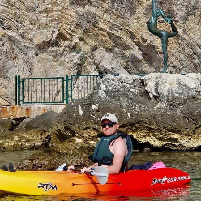 Budva: 3-Hour Paddle Board or Kayak Tour to Coastal Caves - What the guides add to the experience