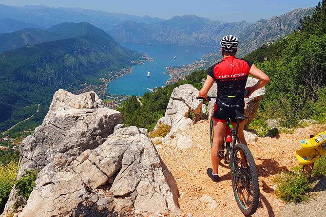 Cable car + Electric MTB from Njegos Mausoleum to Kotor bay - Starting in Kotor Old Town and riding above the bay