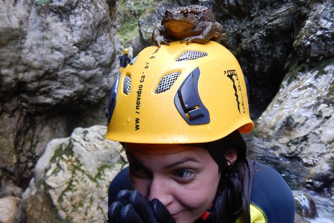 Canyoning in Nevidio Canyon - Four hours of jumps, swimming, and rock