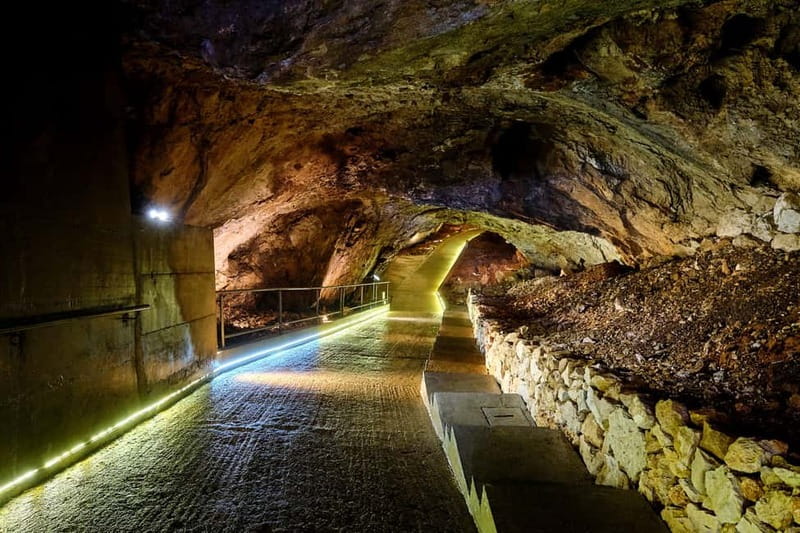 Cetinje: Lipa Cave Entrance Ticket with Guided Tour - Meeting the Guide at the Cave Entrance