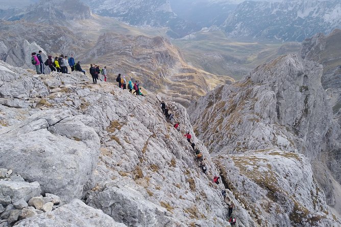 Durmitor – Bobotov kuk (2.523m) Hiking Tour - Surutka valley and the climb toward the summit