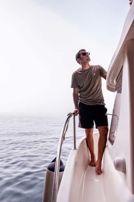 From Budva: Stefan and Katič Islands Boat Trip - Arriving at Petrovac and Katič Island