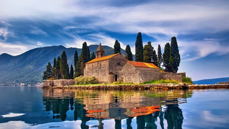 From Dubrovnik: Montenegro Day Trip with Boat Cruise - Arriving in Kotor through the bay