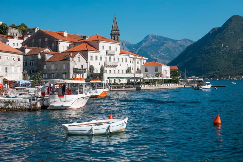 From Dubrovnik: Montenegro Day Trip with Cruise in Kotor Bay - Perast: a short introduction to the bay