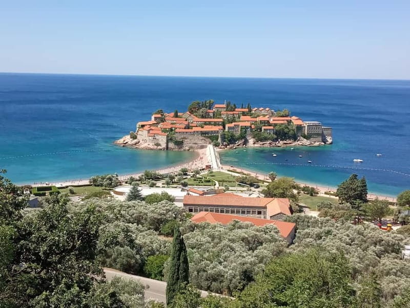 From Podgorica: NP Skadar lake, St. Stefan & Kotor day trip - Seeing Sveti Stefan from Miločer Park