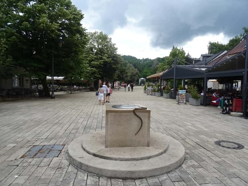 From Podgorica: Rijeka Crnojevica & Cetinje- History&Nature - King Nikola’s residence and museum visit
