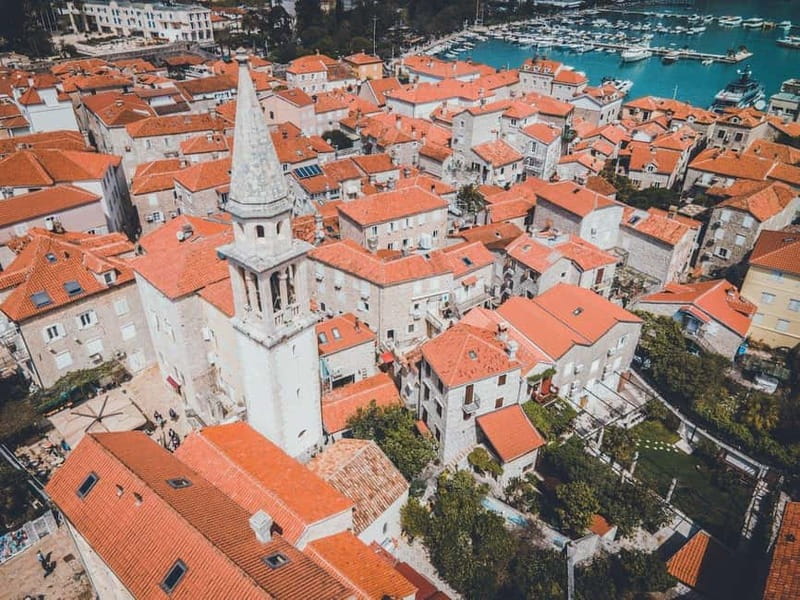 From Tirana, Day Tour: Budva & Kotor - Vehicles, group size, and the guide you get