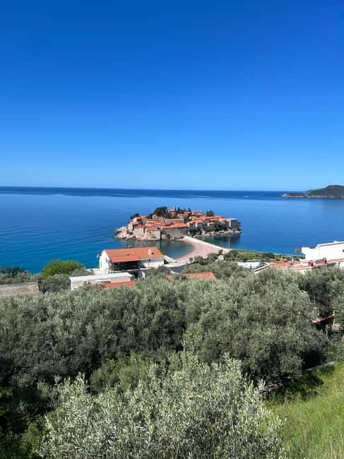 From Tirana to Montenegro: Kotor and Budva, Day tour - Saint Tryphon’s Cathedral in a short, focused visit