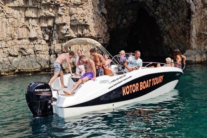 Group Perast & Lady of the Rock tour- 1h30min duration - What $38.40 buys you