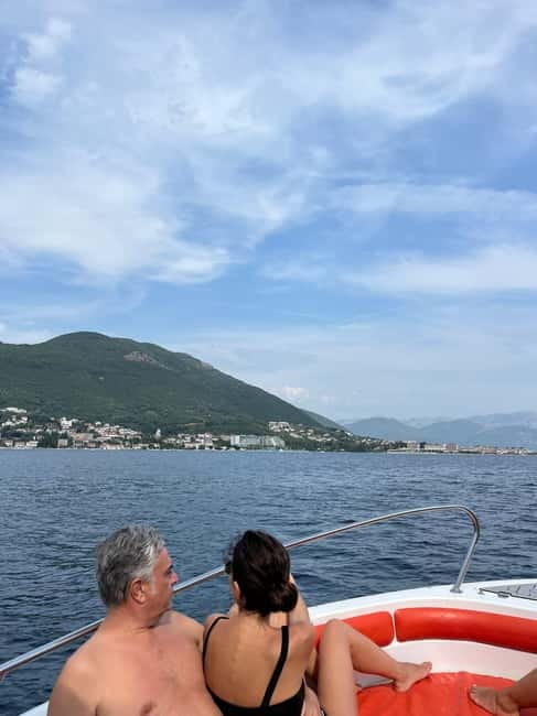 Kotor: Blue Cave and Gulf tour by speedboat - What the private group format really offers