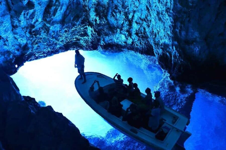 Kotor: Blue Cave & Our Lady of The Rocks & Submarine Base - Key points at a glance