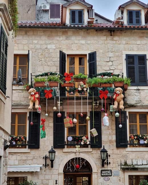 Kotor: Guided Walking Tour of the Old Town - Mountain and bay views without a long hike