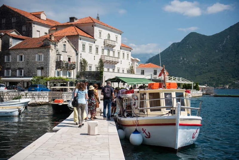 Kotor & Perast: Guided Day Trip From Dubrovnik - Price, Group Size, and Overall Value