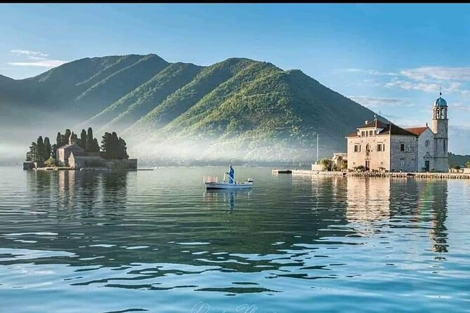 Kotor-Perast Private Tour - Including Traditional Lunch and Wine - The lunch: local flavors with a view