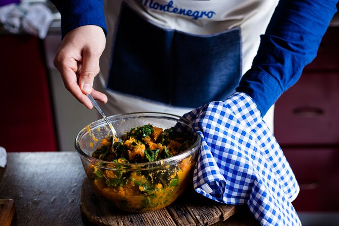 Kotor private cooking class with lunch and Old town guided tour - Who will enjoy this best?
