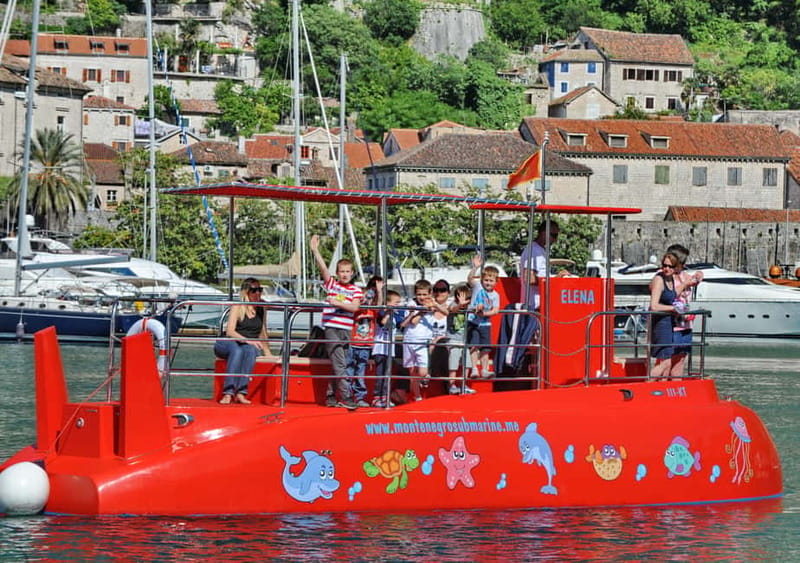 Kotor: Red Semi-Submarine Family Tour With Underwater Cabin - The first 20 minutes: wide views from the deck