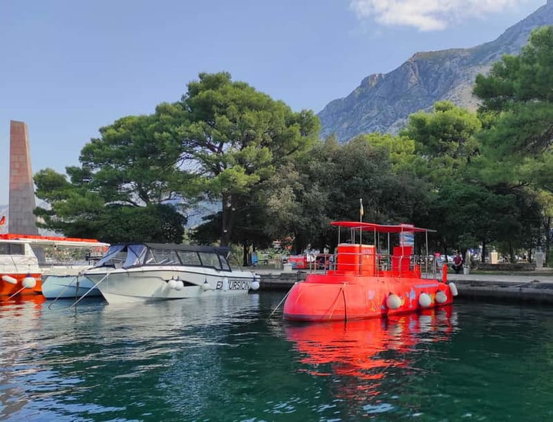 Kotor: Red Semi-Submarine Family Tour With Underwater Cabin - Meeting the boat near Kotor Old Town