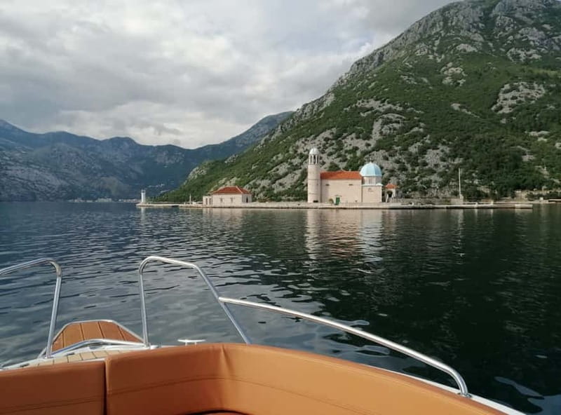 Kotor: Speedboat Tour to Blue Cave and Our Lady of the Rocks - Finding the boat at Park Slobode