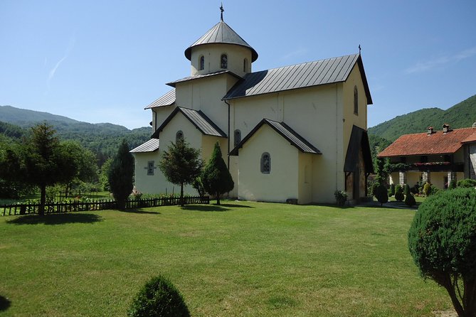 Moraca, Tara & Piva canyons with Durmitor national park - Bobotov Kuk from the road