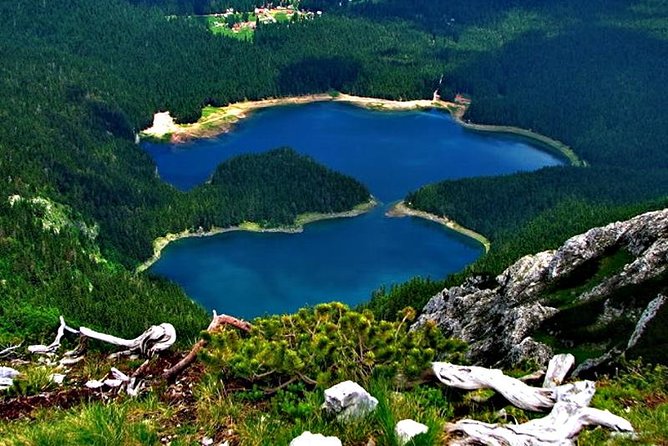 North Montenegro, Durmitor, Tara & Ostrog Tour - Perast and the two islands from the shoreline