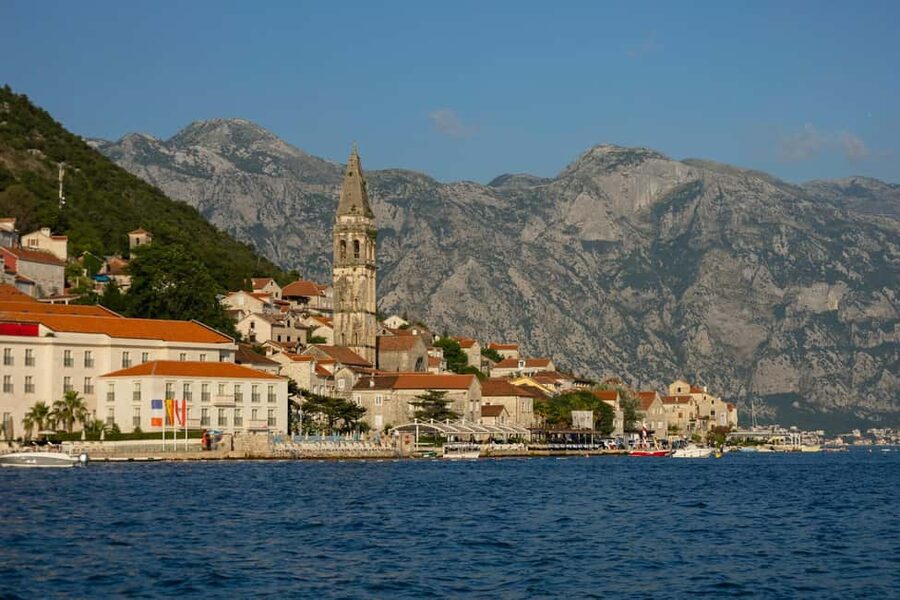 Perast: Guided Tour in a Fiat Topolino E-Car - Starting in Kotor at 156 Njegoševa