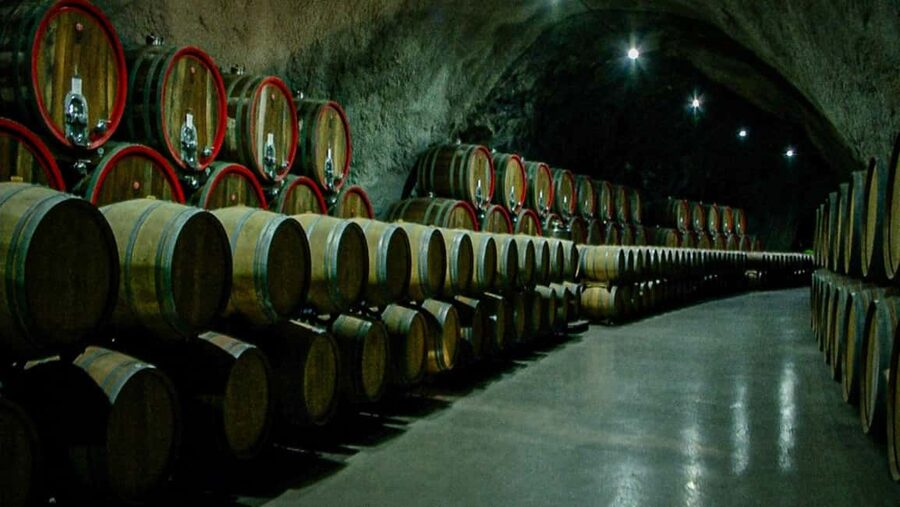 Podgorica by E-Bike: Vineyards, Wines & Waterfalls - Cijevna Canyon and the changing Niagara Waterfalls