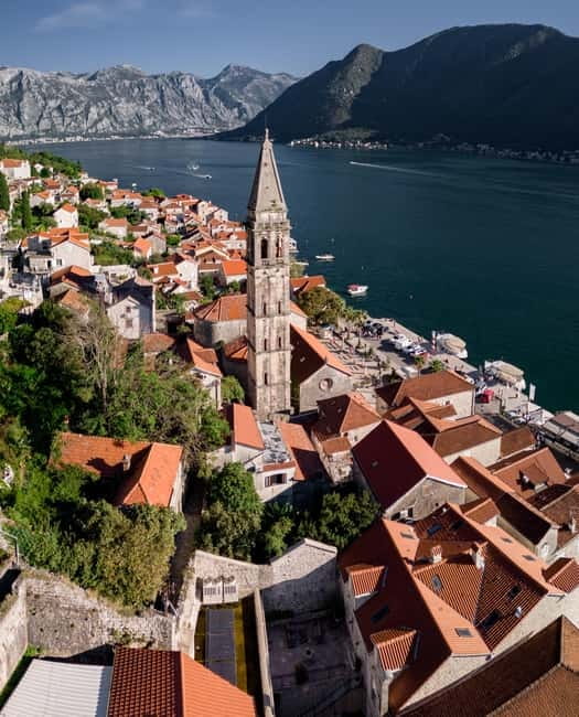 Private 4H Kotor & Perast Tour by Car - Walking through Kotor Old Town