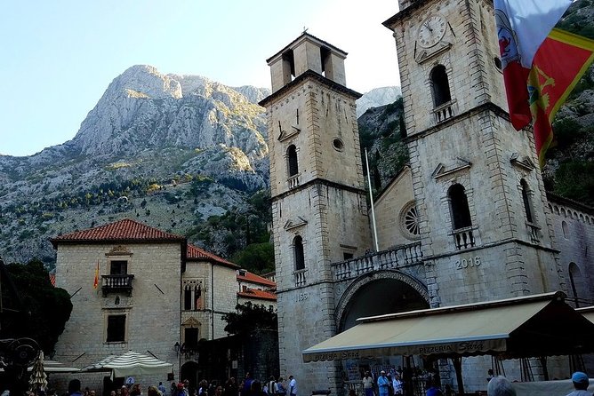 Private Kotor Old Town Walking Tour - What the guides add to one hour