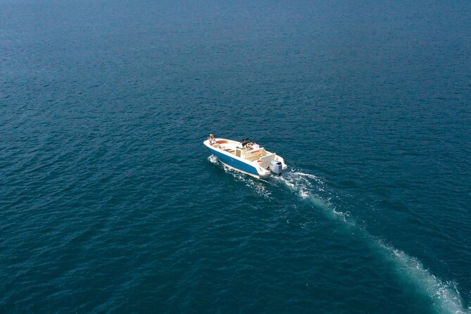 Private Lux 3.5h Speedboat Our Lady of the Rock and Blue Cave - Why a private speedboat makes sense in Kotor