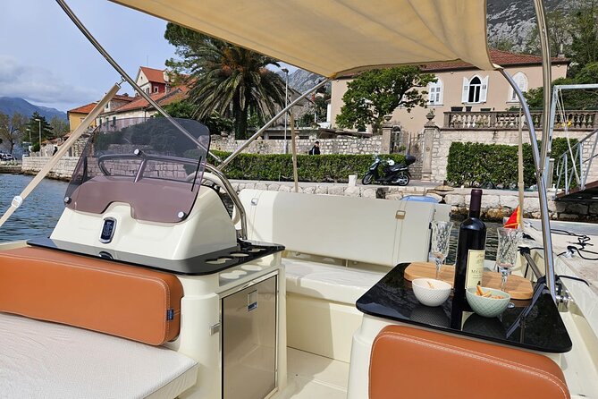 Private Lux 3.5h Speedboat Our Lady of the Rock and Blue Cave - The Blue Cave: the main swimming reward