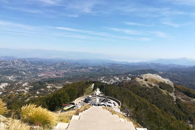 Private National Park Lovcen with food and wine tasting - What the private format changes