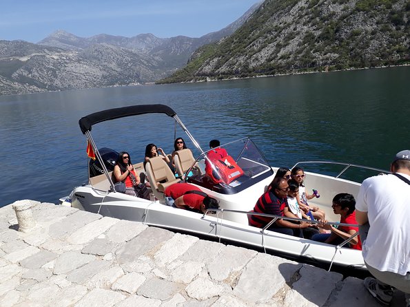 Private tour with speed boat - Perast and Lady of the rock - Key points before you book