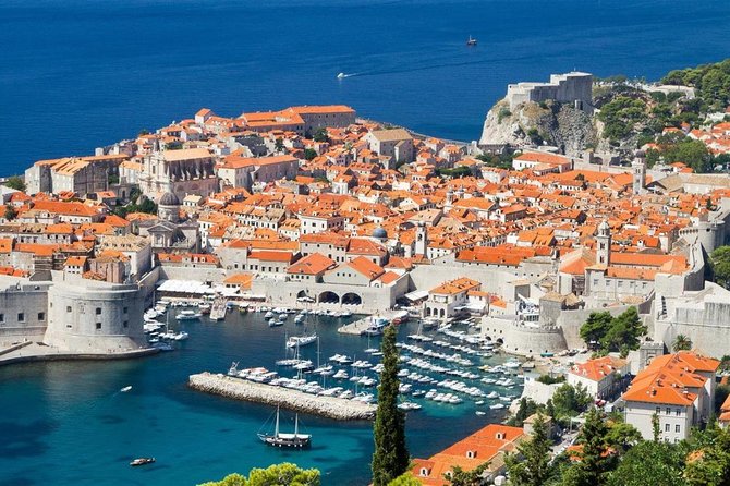 Private transfer from Kotor to Dubrovnik - Comfort, driver service, and the car