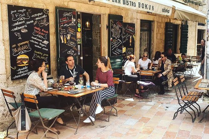 Private Walking tour with Wine and Food - Timing, weather, and practical details