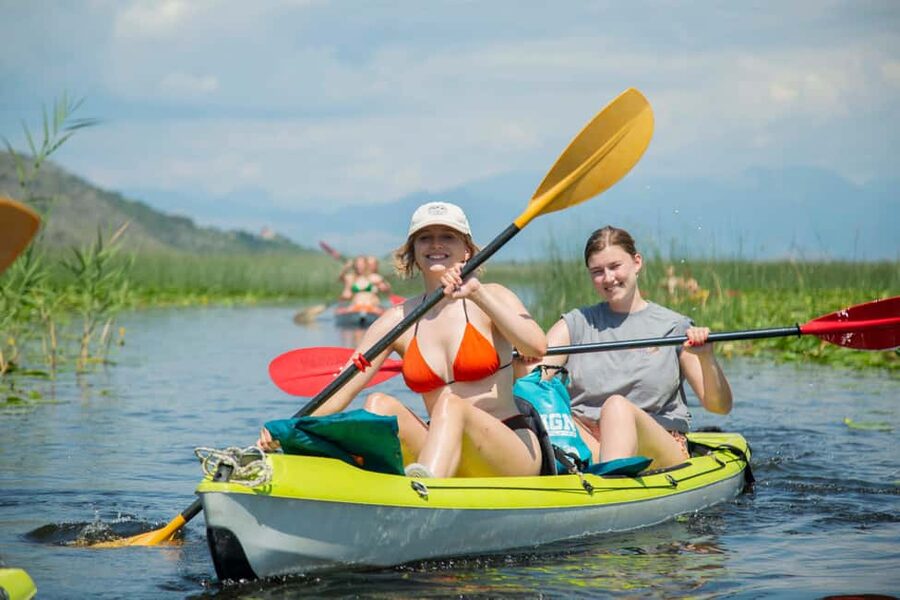 Skadar Lake: Individual Kayaking, hidden canals and swimming - Starting at Boat Milica in Virpazar