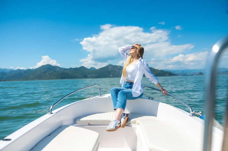 Skadar Lake Virpazar : Speed Boat Special ! - Protected islands and quiet villages