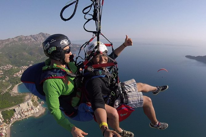 Tandem paragliding in Budva /All-inclusive - Why this Budva flight is worth considering