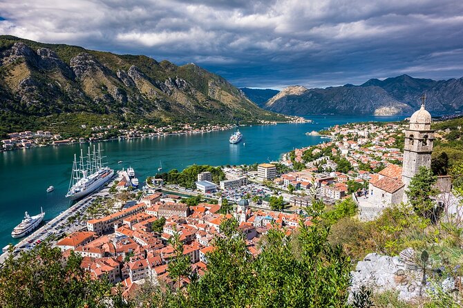 Transfer from Tivat airport to Kotor Old Town - Flight monitoring is the most useful feature