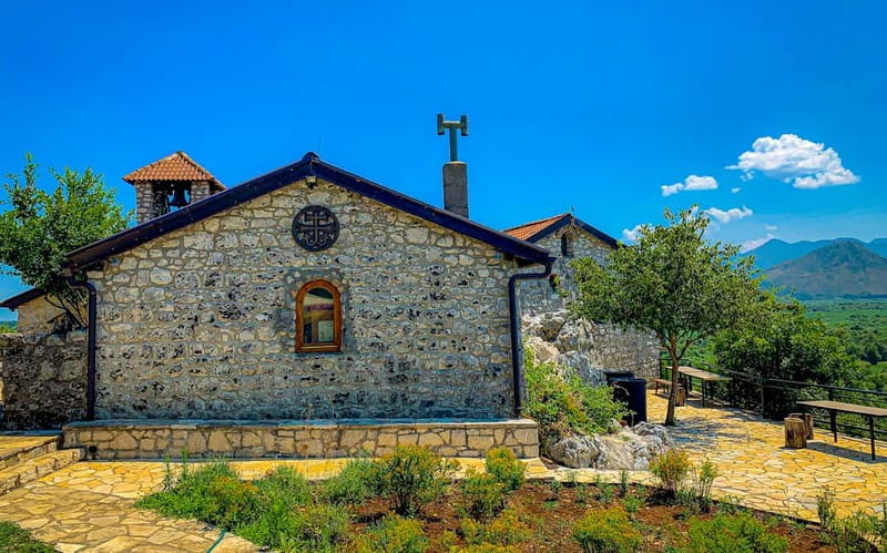 Virpazar: Skadar Lake PRIVATE Boat Tour to KOM MONASTERY - Birdwatching with a useful reason to slow down